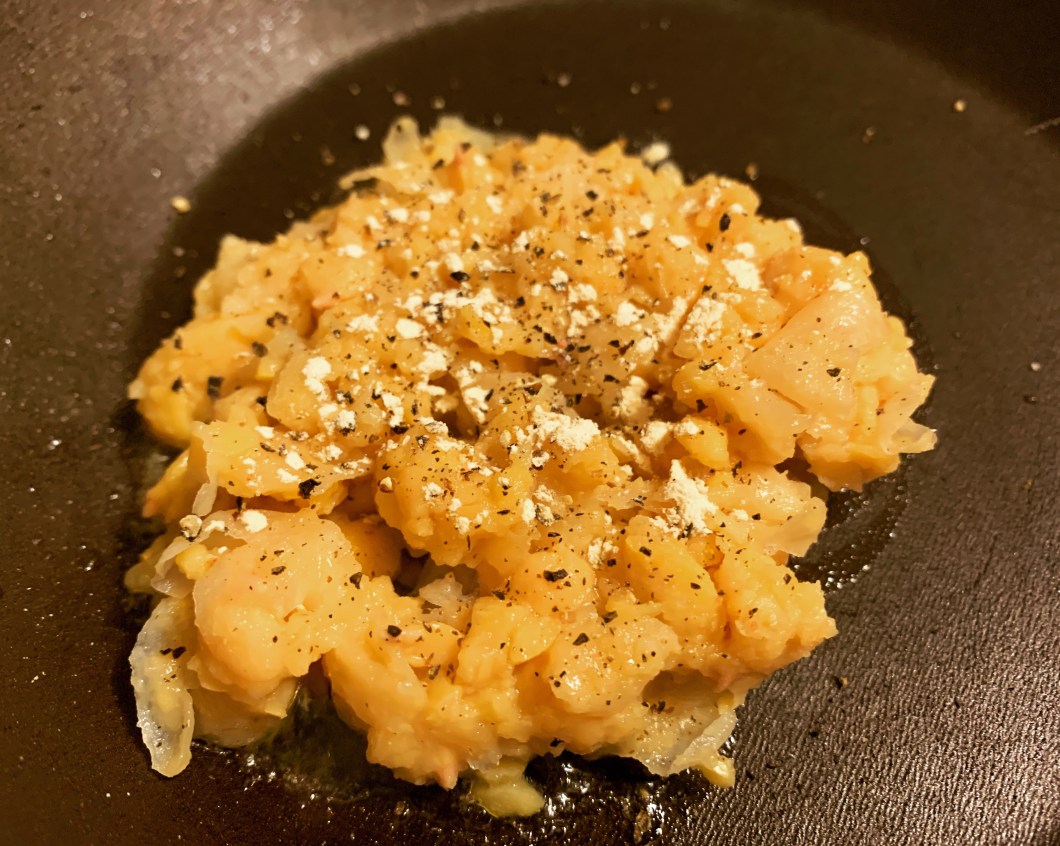Mashed chickpeas for vegan chickpea breakfast sandwich