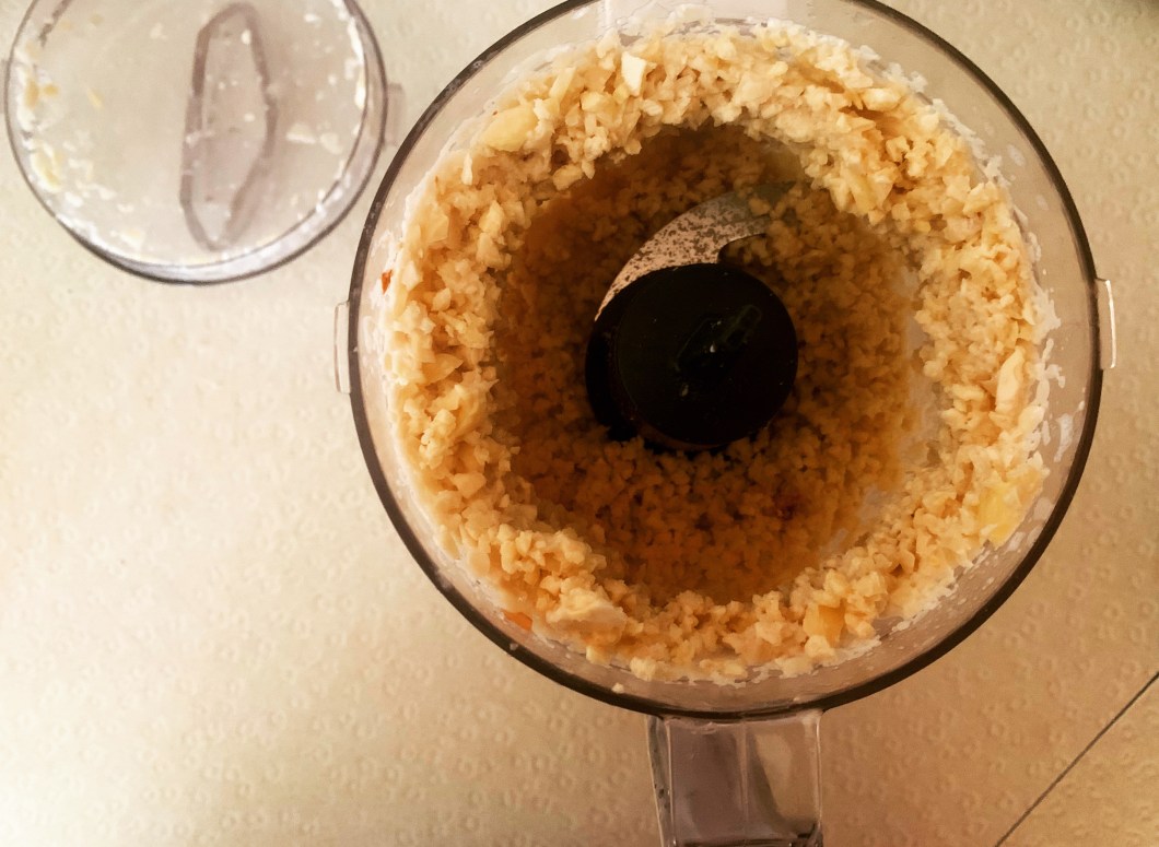 chopped almonds for vegan almond spreadable cheese