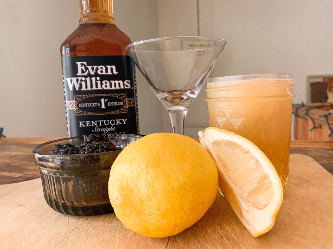 ingredients for blackberry bourbon lemonade - Evan WIlliams, blackberries, lemon,