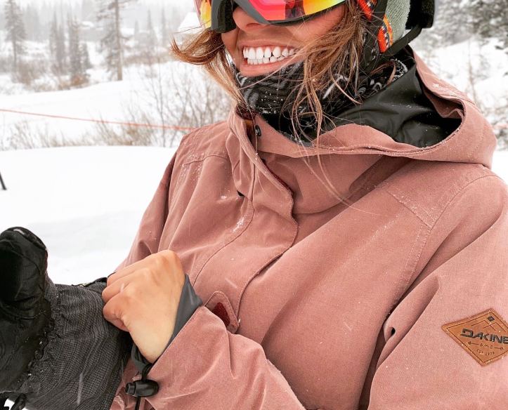 Dakine Brentwood II pink jacket in dusty rose